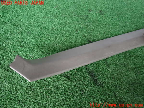 2UPJ-9233127655]ホーミーコーチ(ARME24)右フロントピラートリム 中古_3
