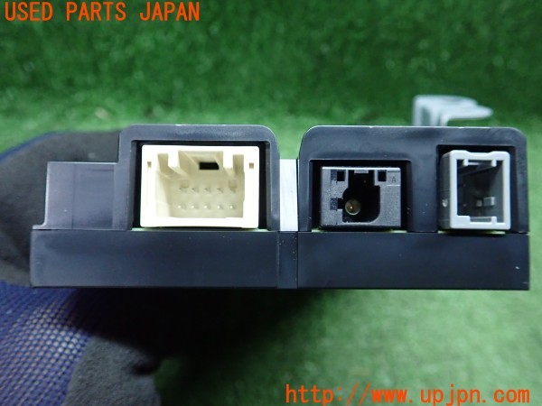 3UPJ=9233130503]レクサス UX300e(KMA10)純正ビルトイン 86980-76040 ETC車載器 ETC2.0 中古_4