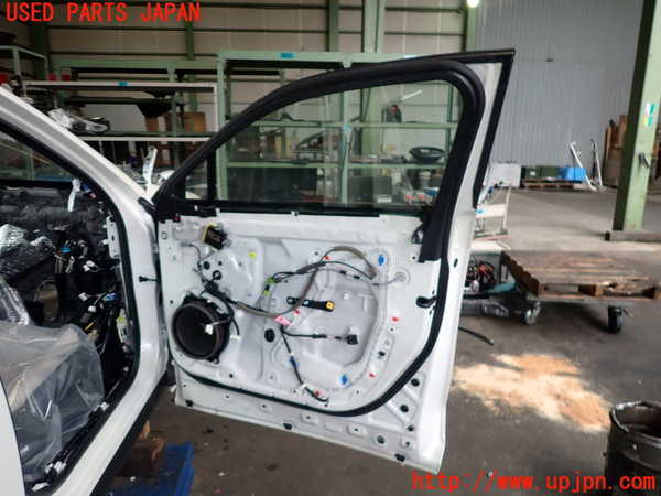 2UPJ-9233131230]レクサス・UX300e(KMA10)右前ドア 中古 NSG M31A 43R-019812_4