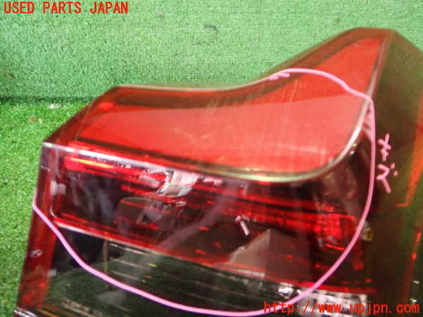 2UPJ-9233131530]レクサス・UX300e(KMA10)右テールランプ 中古_2