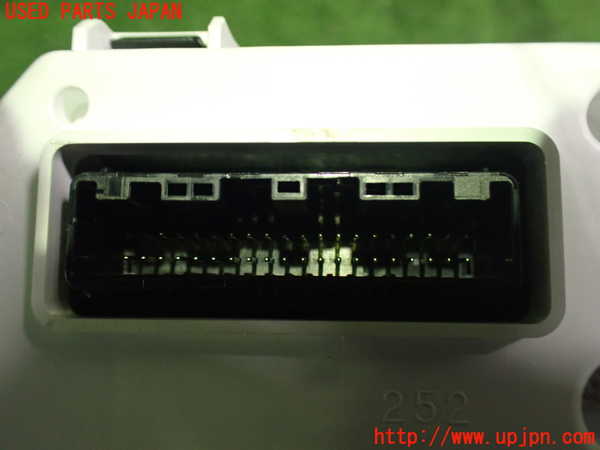 2UPJ-9233136170]レクサス・UX300e(KMA10)スピードメーター 中古_3