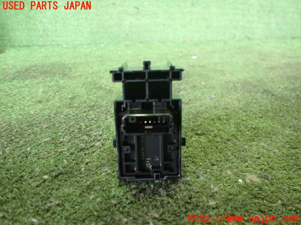 2UPJ-9233136245]レクサス・UX300e(KMA10)左前パワーウィンドウスイッチ 中古_2