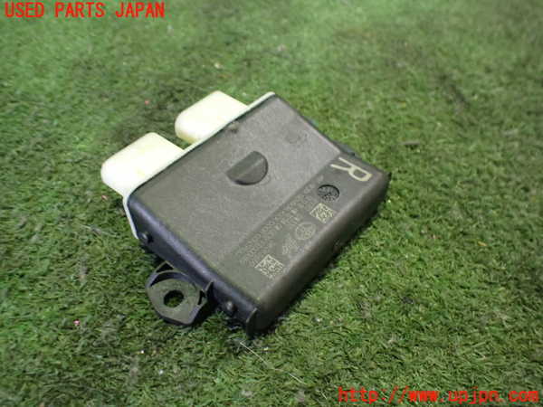 2UPJ-9233136381]レクサス・UX300e(KMA10)センサー1(キックドアコントロール) 中古_2