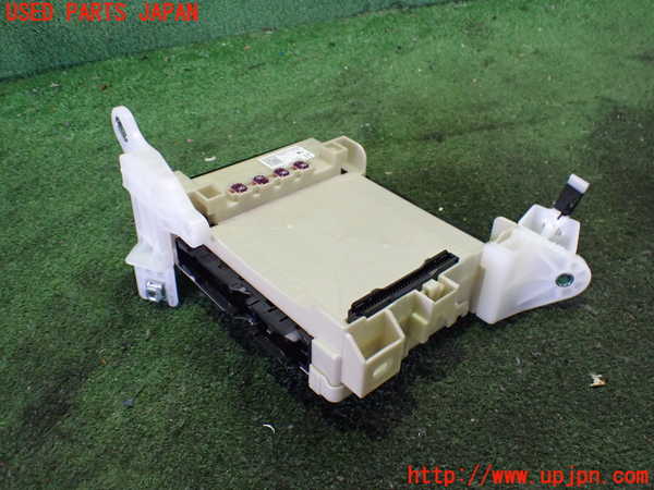 2UPJ-9233136157]レクサス・UX300e(KMA10)コンピューター12 中古 82730-76040-B_2