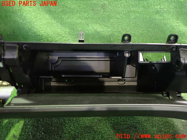 2UPJ-9233137516]レクサス・UX300e(KMA10)グローブボックス1 中古_3