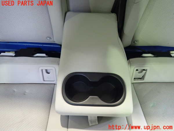 2UPJ-9233137385]レクサス・UX300e(KMA10)リアシート 中古_4