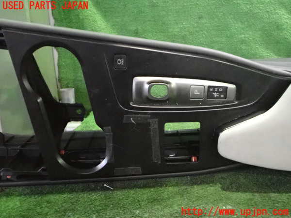 2UPJ-9233137540]レクサス・UX300e(KMA10)センターコンソール 中古_3