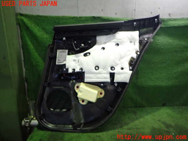 2UPJ-9233131324]レクサス・UX300e(KMA10)左後ドア内張り 中古_3