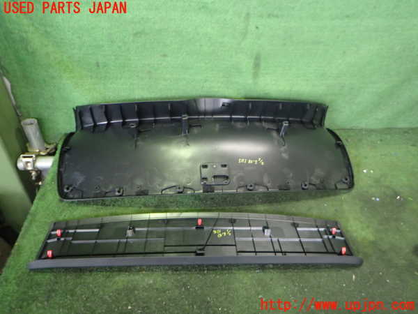 2UPJ-9233131578]レクサス・UX300e(KMA10)バックドア内張り 中古_3