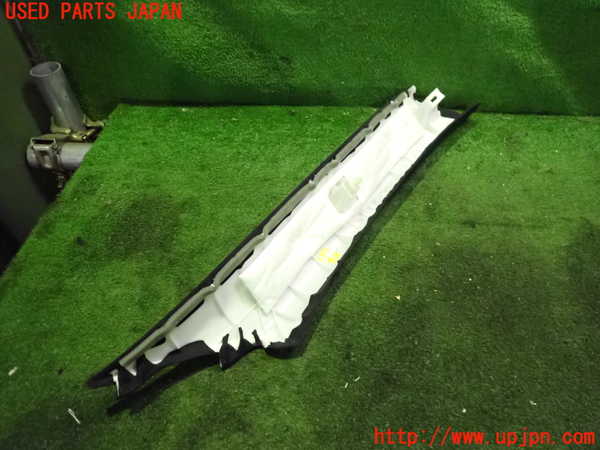 2UPJ-9233137660]レクサス・UX300e(KMA10)左フロントピラートリム 中古_2