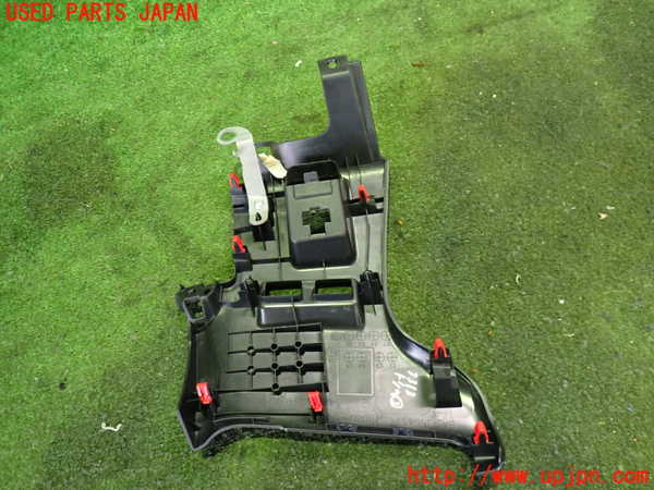 2UPJ-9233137693]レクサス・UX300e(KMA10)内装トリム類3 中古_2