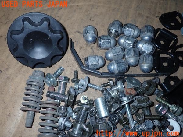 3UPJ=9233140720]セリカ(ZZT230)ネジ・ナット・ステー類 セット ジャンク_3