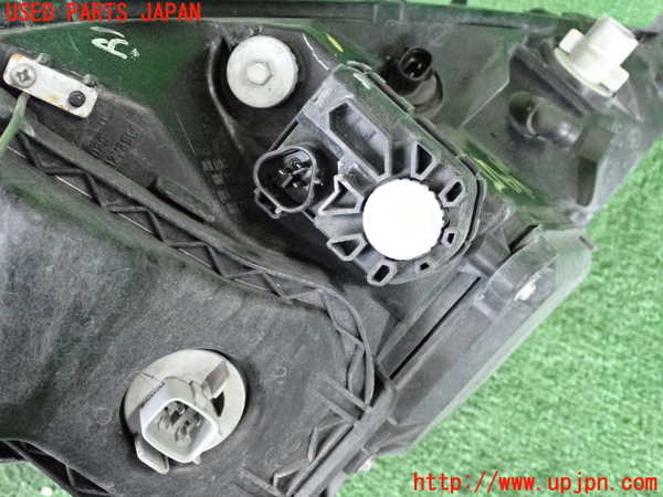 2UPJ-9233141132]セリカ(ZZT230)左ヘッドライト ハロゲン 中古_4