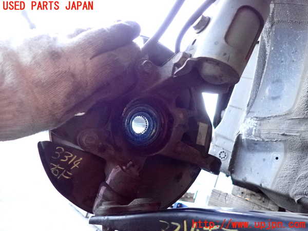 2UPJ-9233144290]セリカ(ZZT230)右フロントナックルハブ 中古_2