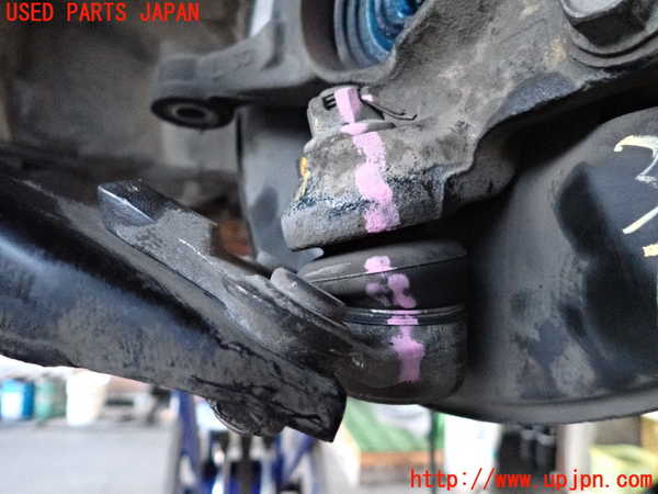 2UPJ-9233144295]セリカ(ZZT230)左フロントナックルハブ 中古_3