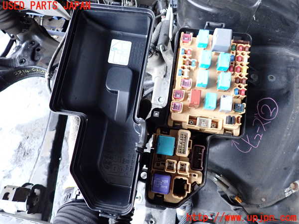 2UPJ-9233146742]セリカ(ZZT230)ヒューズボックス2 中古_3