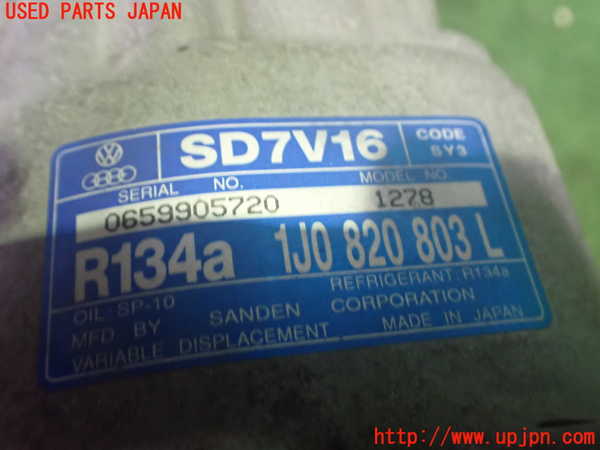 2UPJ-9233156025]VW ニュービートル(9CAZJ)エアコンコンプレッサー 中古_3