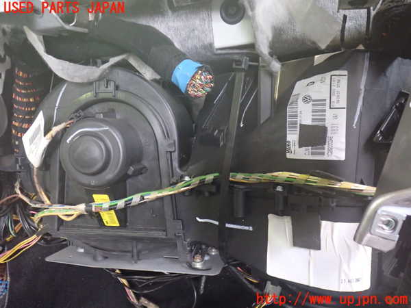 2UPJ-9233156081]VW ニュービートル(9CAZJ)エバポレーター1 中古_3