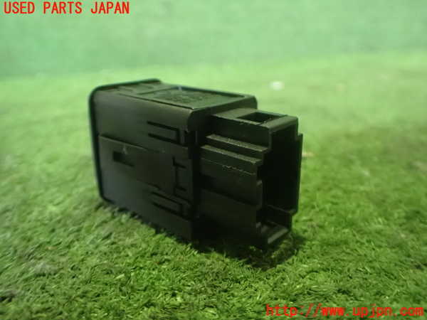 2UPJ-9233156308]VW ニュービートル(9CAZJ)スイッチ3 (メーター照度) 中古_2