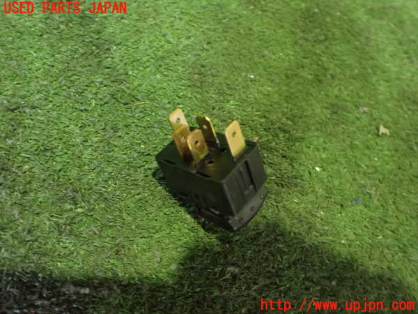 2UPJ-9233156310]VW ニュービートル(9CAZJ)スイッチ5 (フューエル) 中古_2