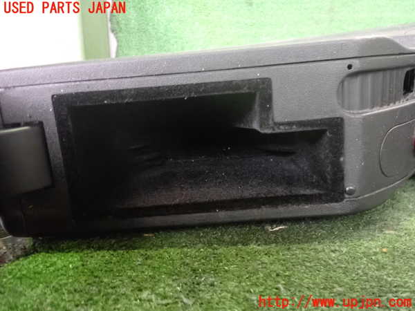 2UPJ-9233157540]VW ニュービートル(9CAZJ)センターコンソール (ジャンク品) 中古_5