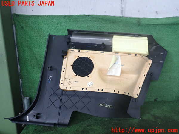 2UPJ-9233157680]VW ニュービートル(9CAZJ)左リアピラートリム 中古_4