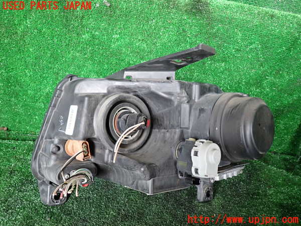 1UPJ-9233161130]ジープ・グランドチェロキー(WK36A)右ヘッドライト HID 中古_3