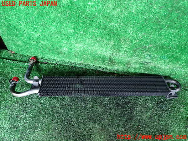 1UPJ-9233162481]ジープ・グランドチェロキー(WK36A)オイルクーラー1 中古_2