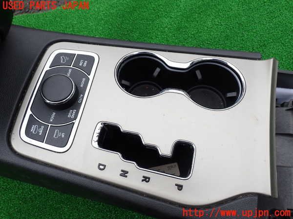 1UPJ-9233167540]ジープ・グランドチェロキー(WK36A)センターコンソール 中古_2