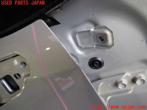 1UPJ-9233171230]ワゴンR(MH95S)右前ドア AGC M2H3 中古_2