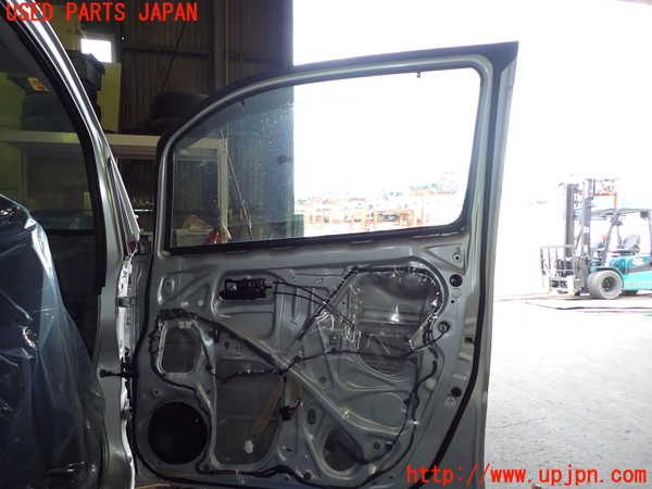 1UPJ-9233171230]ワゴンR(MH95S)右前ドア AGC M2H3 中古_5