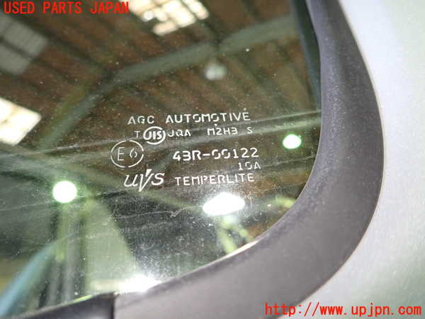 1UPJ-9233171260]ワゴンR(MH95S)左前ドア AGC M2H3 中古_4