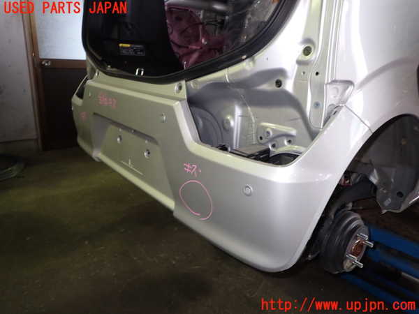 1UPJ-9233171610]ワゴンR(MH95S)リアバンパー 中古_3
