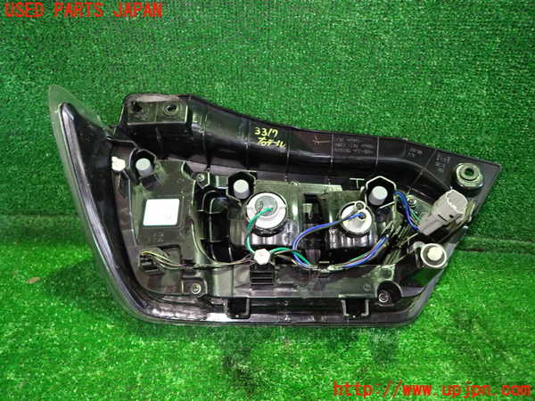 1UPJ-9233171530]ワゴンR(MH95S)右テールランプ 中古_4