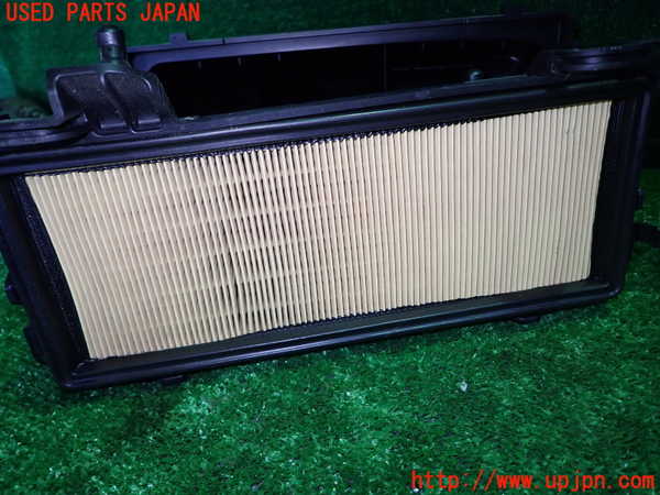 1UPJ-9233172560]ワゴンR(MH95S)エアクリーナーボックス 中古_3