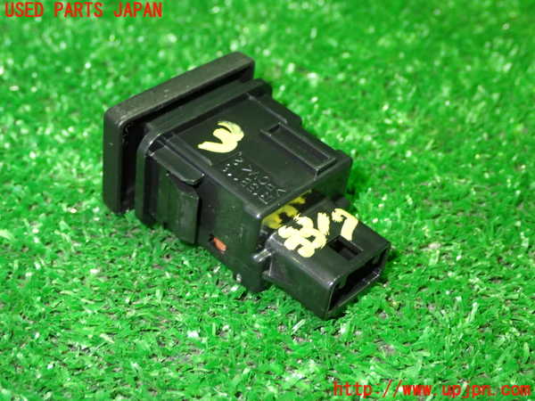 1UPJ-9233176308]ワゴンR(MH95S)スイッチ3 (アイドリングストップOFF) 中古_3