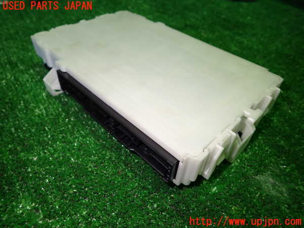 1UPJ-9233176741]ワゴンR(MH95S)ヒューズボックス1 中古_3