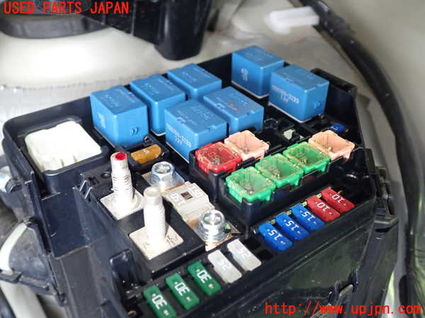 1UPJ-9233176742]ワゴンR(MH95S)ヒューズボックス2 中古_2