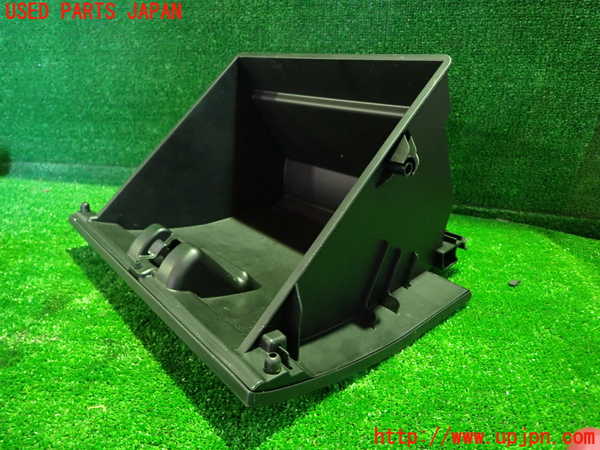 1UPJ-9233177516]ワゴンR(MH95S)グローブボックス1 中古_3