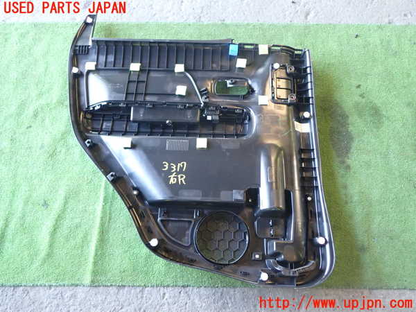 1UPJ-9233171294]ワゴンR(MH95S)右後ドア内張り 中古_3