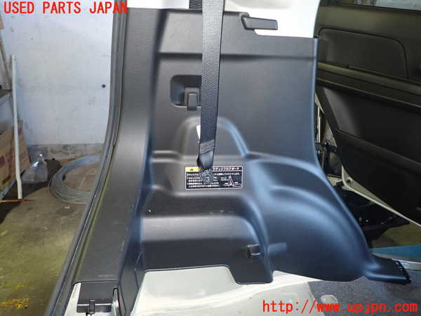 1UPJ-9233177680]ワゴンR(MH95S)左リアピラートリム 中古_3