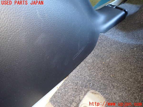 1UPJ-9233177680]ワゴンR(MH95S)左リアピラートリム 中古_5