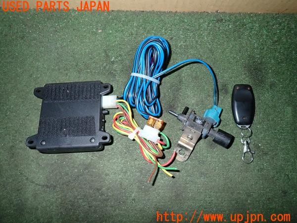 3UPJ=9233180524]アウディ TTSクーペ(8JCDLF)ARMYTRIX アーミトリックス エキゾーストバルブコントローラー 可変バルブマフラー 中古_2