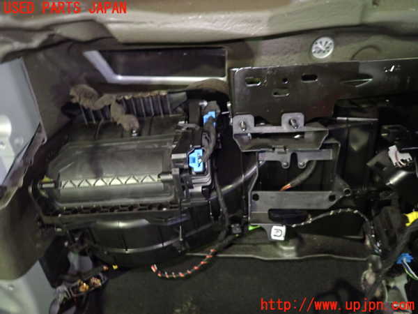 1UPJ-9233186081]アウディ・TTS クーペ(8JCDLF)エバポレーター1 中古_3