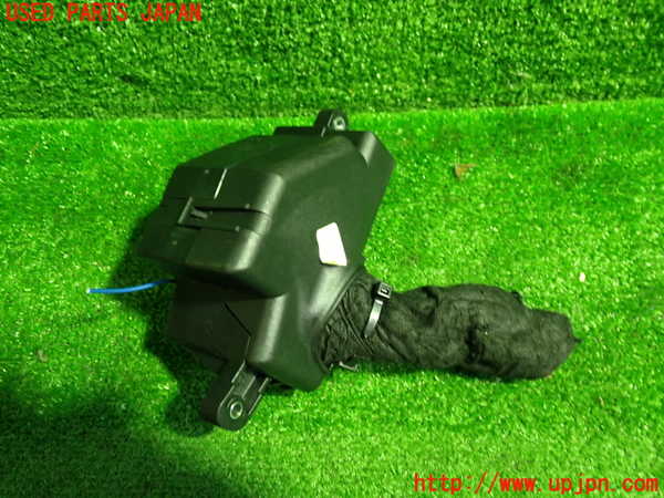 1UPJ-9233186742]アウディ・TTS クーペ(8JCDLF)ヒューズボックス2 中古_2
