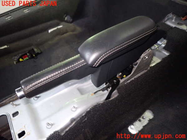 1UPJ-9233187550]アウディ・TTS クーペ(8JCDLF)サイドブレーキレバー 中古_2