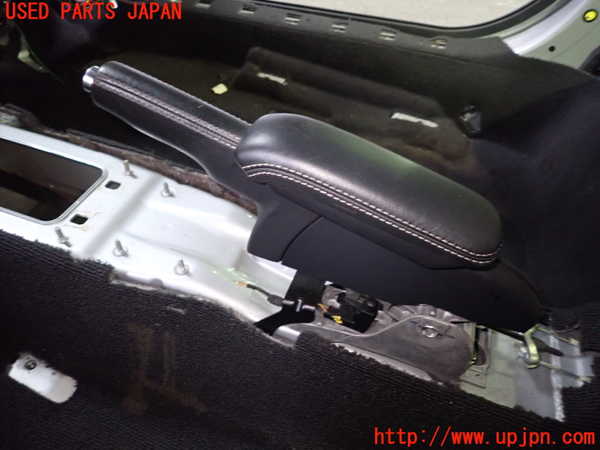 1UPJ-9233187550]アウディ・TTS クーペ(8JCDLF)サイドブレーキレバー 中古_3