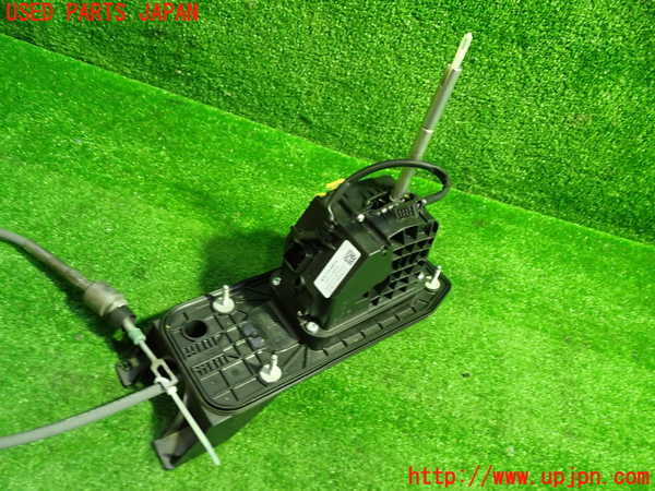 1UPJ-9233187555]アウディ・TTS クーペ(8JCDLF)ATシフトレバー 中古_3