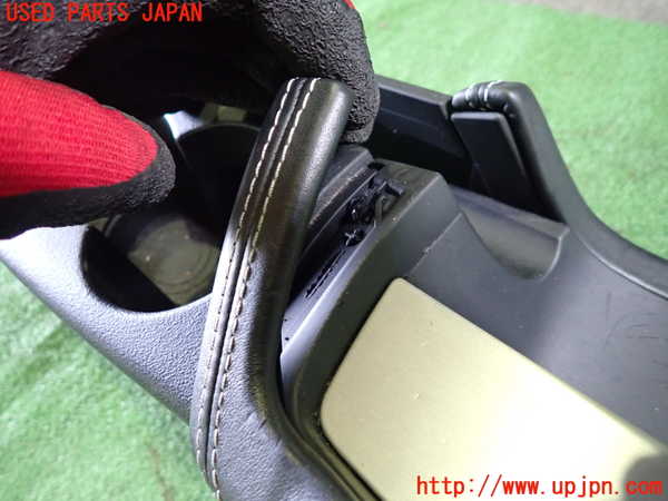 1UPJ-9233187540]アウディ・TTS クーペ(8JCDLF)センターコンソール 中古_4