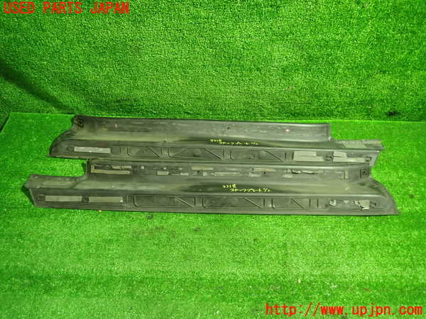 1UPJ-9233187740]アウディ・TTS クーペ(8JCDLF)スカッフプレート 中古_4